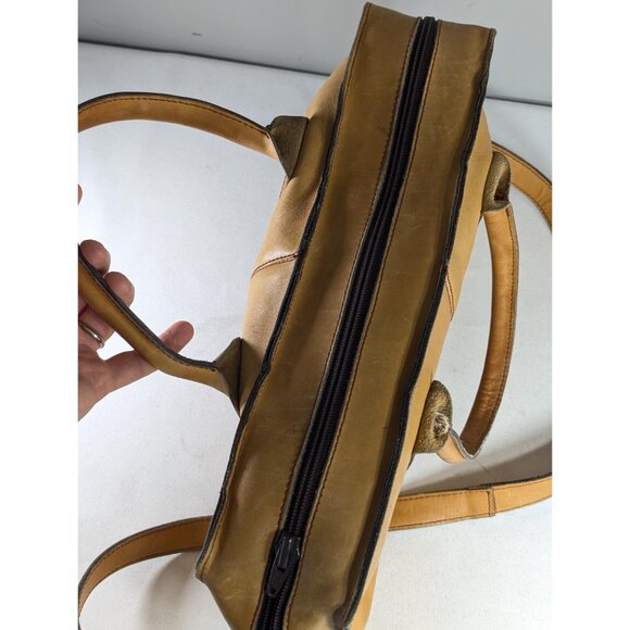 Vintage caramel leather crossbody laptop bag, 1970s 2-way bag business attache - Picture 6 of 10